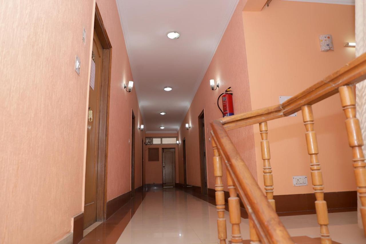 Hotel Magnet House Дехрадун Екстериор снимка